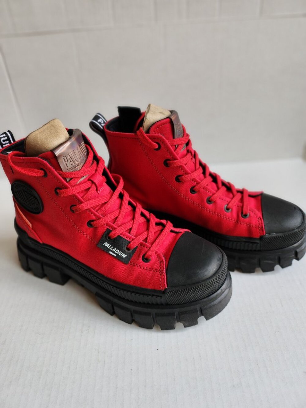 Palladium Women’s Red Canvas Streetwear Platform Boots - Size 6 - Rugged Hig NWT - Picture 6 of 13